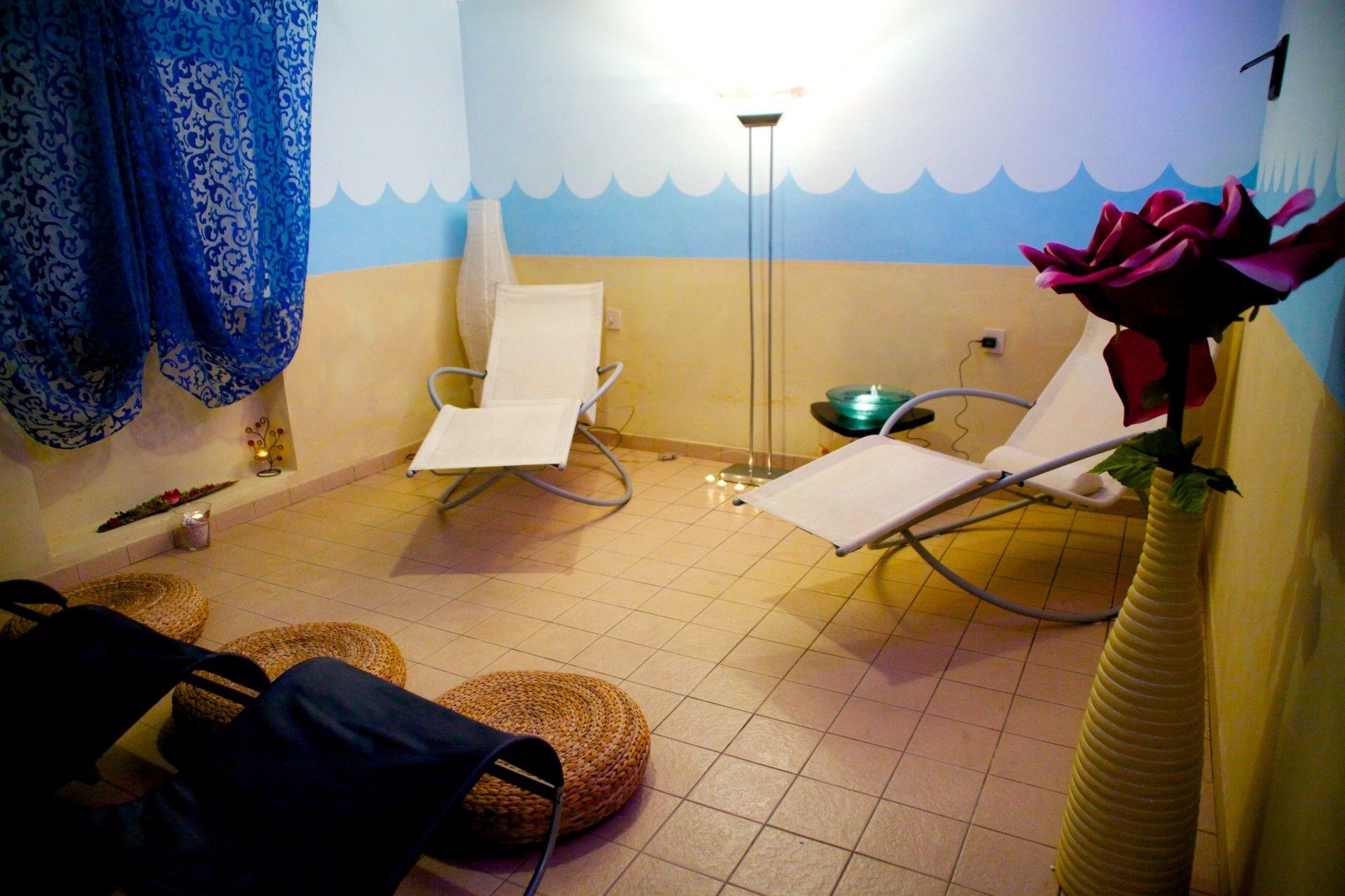 Hotel Leonardo เชเซนาติโก ภายนอก รูปภาพ