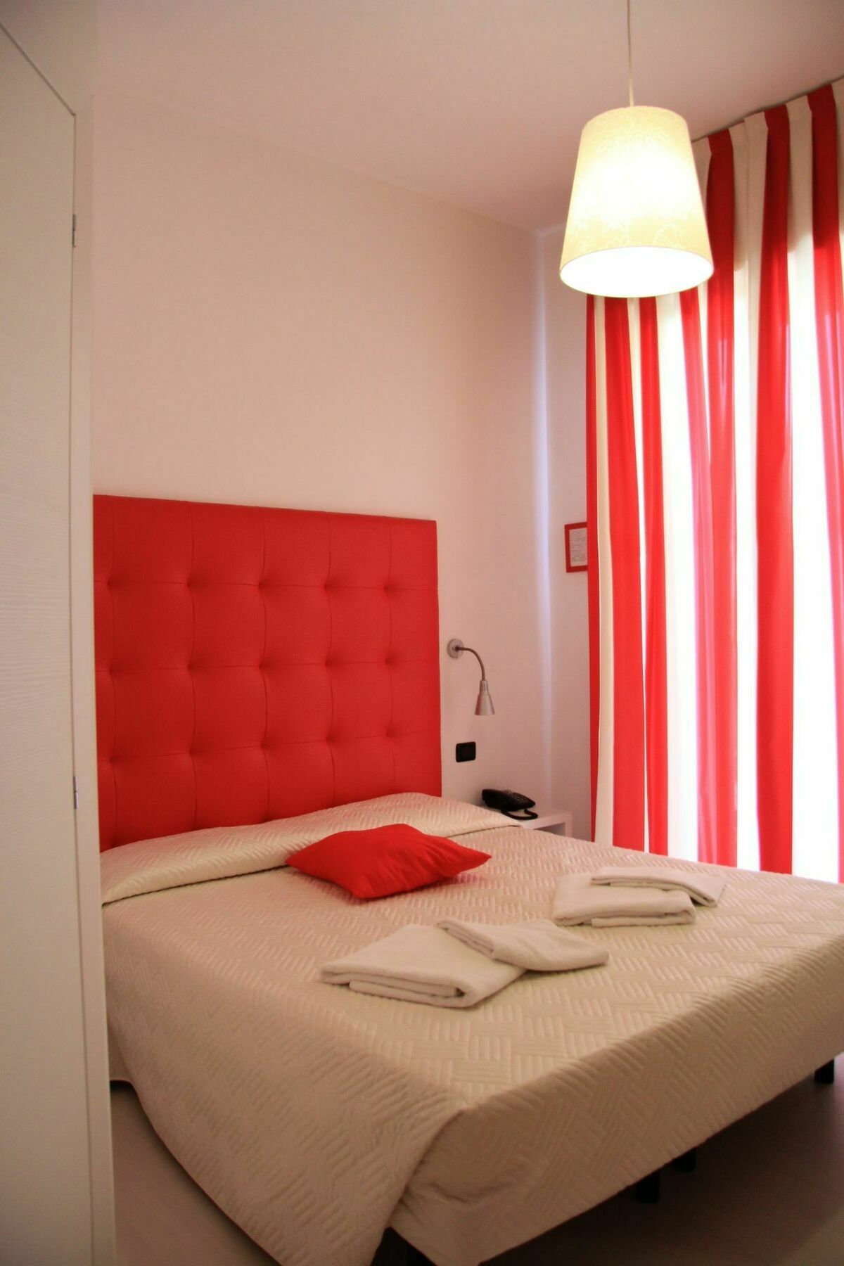 Hotel Leonardo เชเซนาติโก ภายนอก รูปภาพ