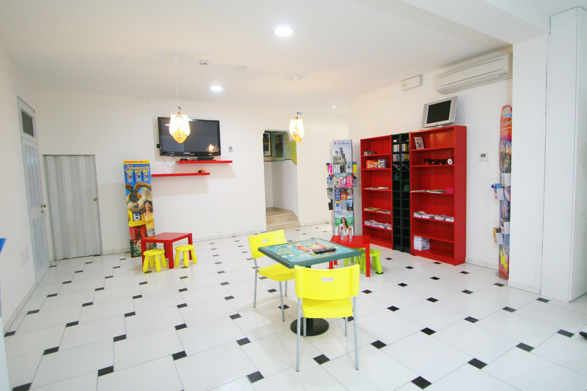Hotel Leonardo เชเซนาติโก ภายนอก รูปภาพ