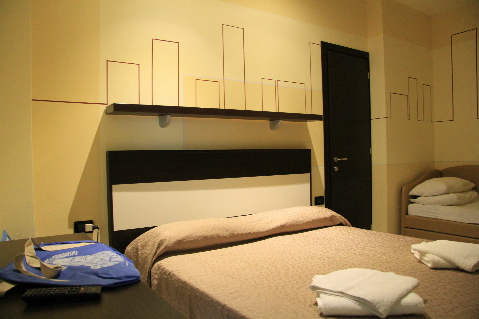Hotel Leonardo เชเซนาติโก ภายนอก รูปภาพ